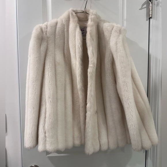 Intrigue Jackets & Blazers - Vintage White Faux Fur Coat